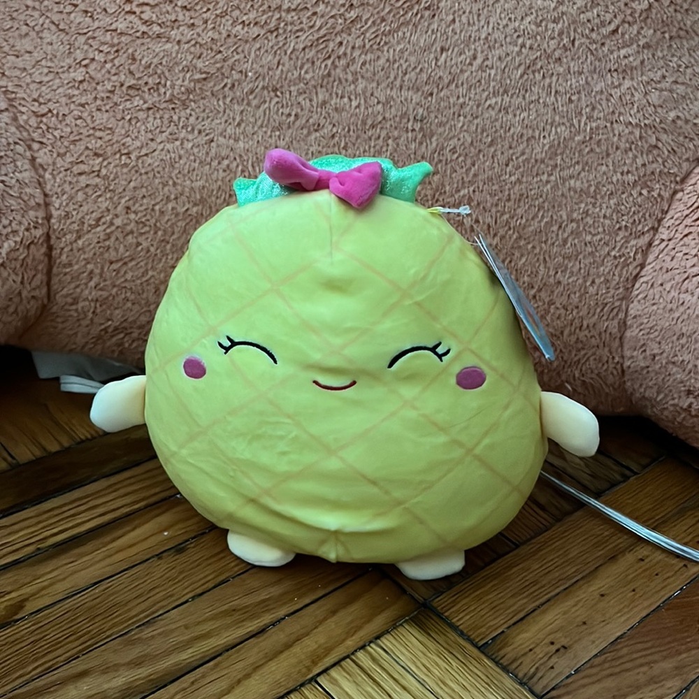 Lulu the pineapple squishmallow